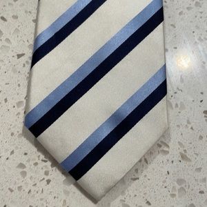 Charles Tyrwhitt white and blue striped silk tie